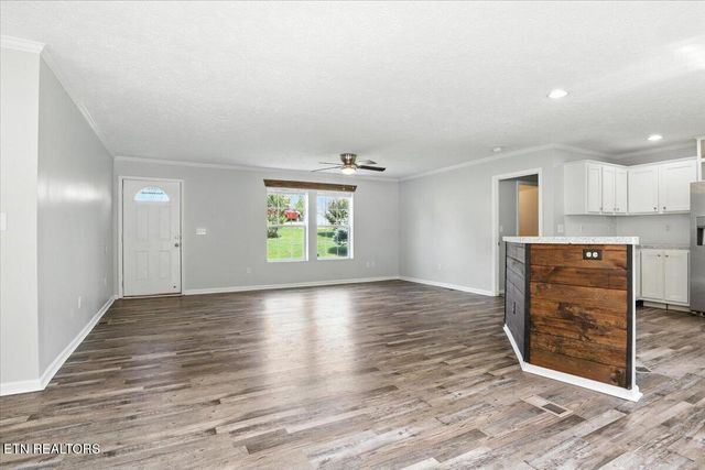 2845 Parkview Court, Maryville, TN 37803