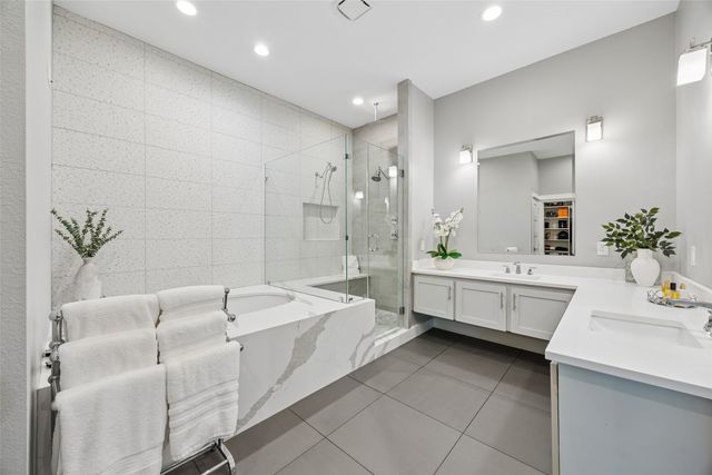 6610 Southpoint Drive, Dallas, TX 75248