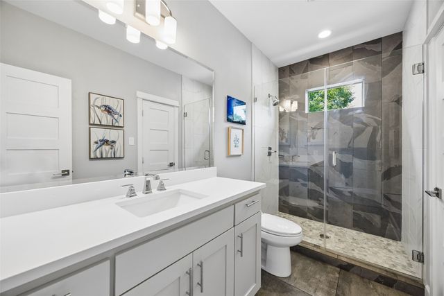 6610 Southpoint Drive, Dallas, TX 75248