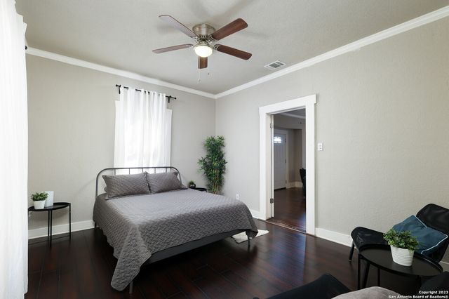 1629 W woodlawn, San Antonio, TX 78201