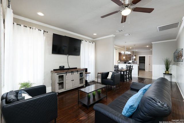 1629 W woodlawn, San Antonio, TX 78201