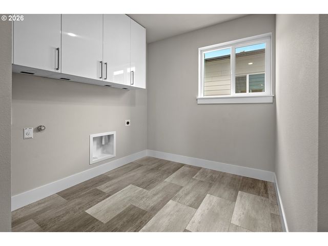 27441 Sw PONDEROSA Ave, Wilsonville, OR 97070