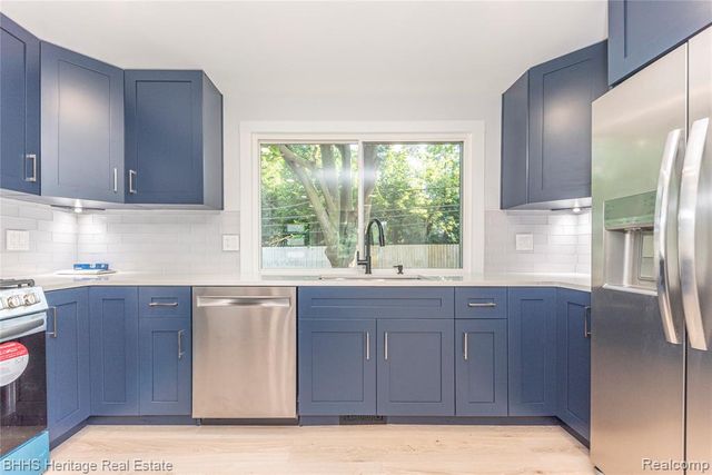 12 Trowbridge Court, Ann Arbor, MI 48108