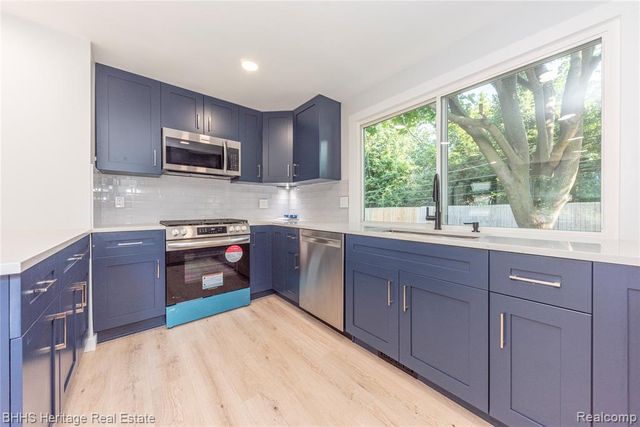 12 Trowbridge Court, Ann Arbor, MI 48108