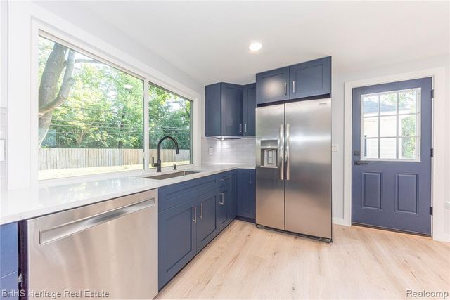 12 Trowbridge Court, Ann Arbor, MI 48108