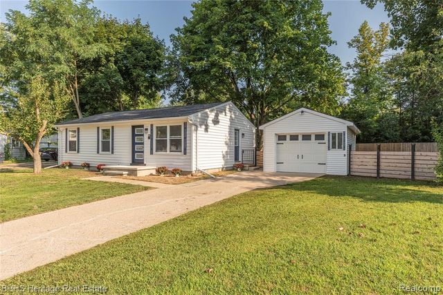 12 Trowbridge Court, Ann Arbor, MI 48108