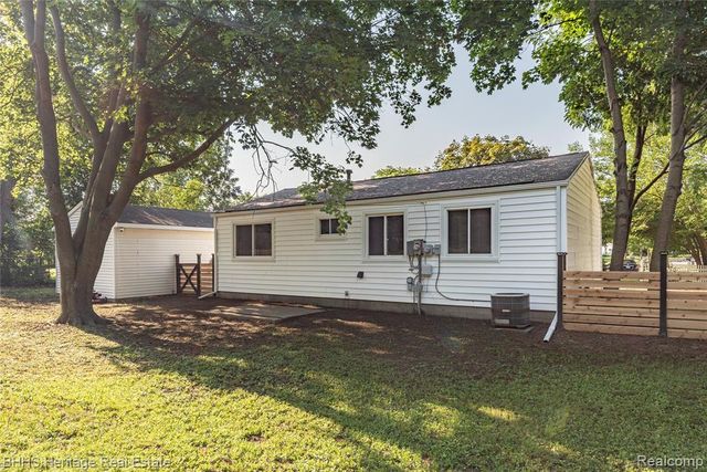 12 Trowbridge Court, Ann Arbor, MI 48108