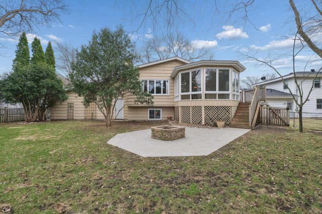 5516 Warden Avenue, Edina, MN 55436