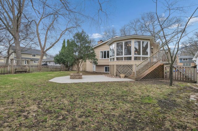 5516 Warden Avenue, Edina, MN 55436