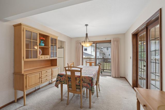 5516 Warden Avenue, Edina, MN 55436