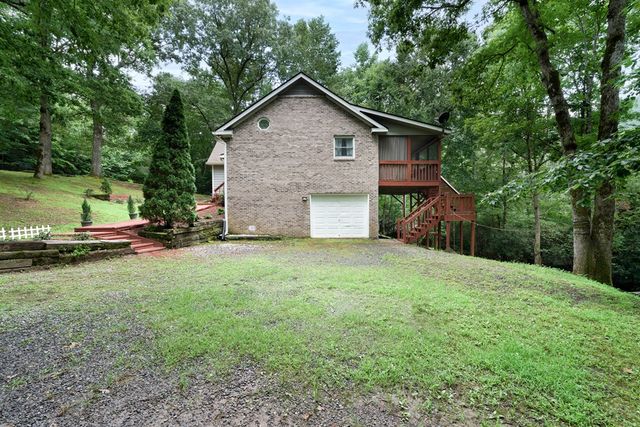 125 Jess Hooper Drive, Hayesville, NC 28904