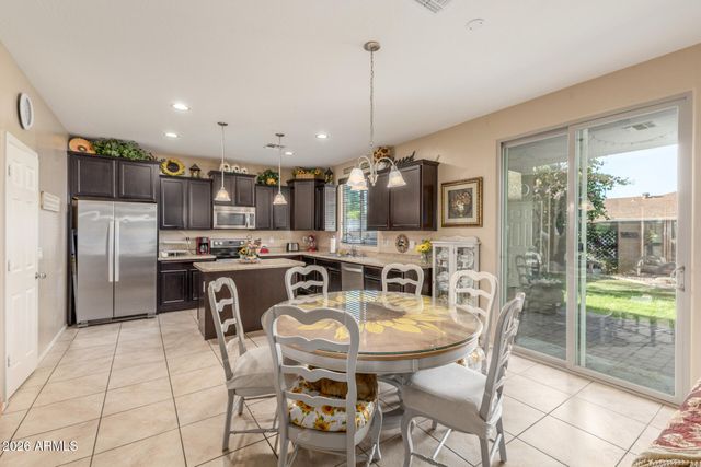 4730 W GELDING Drive, Glendale, AZ 85306