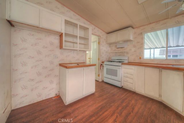 26151 Kentia Palm Drive, Homeland, CA 92548