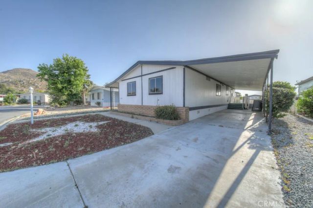 26151 Kentia Palm Drive, Homeland, CA 92548