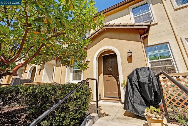 108 Arcangel Way, San Pablo, CA 94806