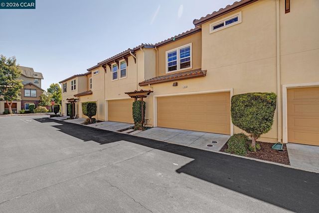 108 Arcangel Way, San Pablo, CA 94806