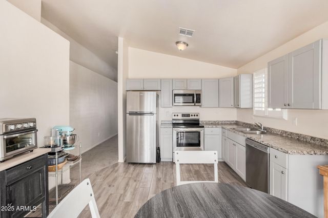 14815 S Redondo Road, Arizona City, AZ 85123