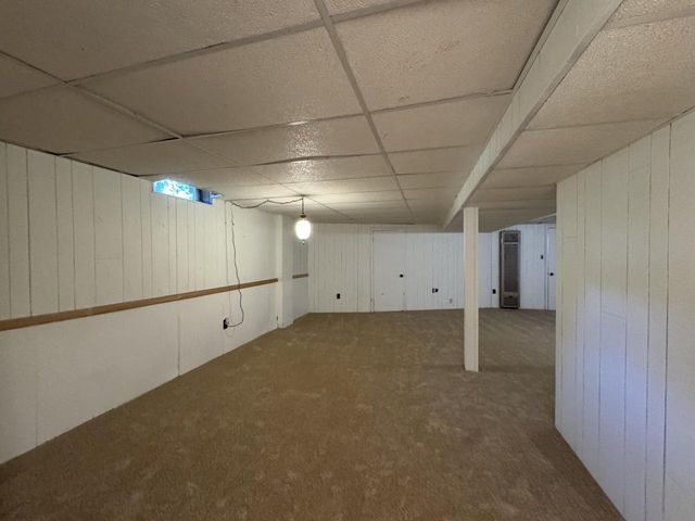 2330 S Brookside PARKWAY, New Berlin, WI 53151