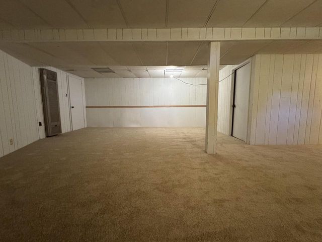2330 S Brookside PARKWAY, New Berlin, WI 53151