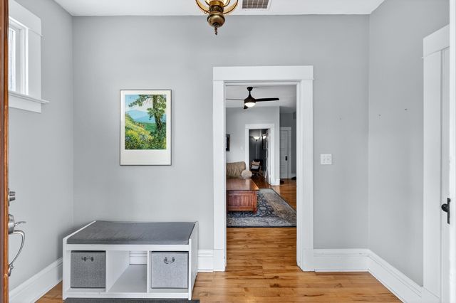 1412 E 15th Ave, Spokane, WA 99203