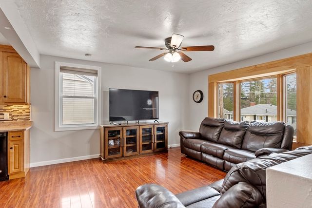 53 Laurel Hill Rd, Southbridge, MA 01550