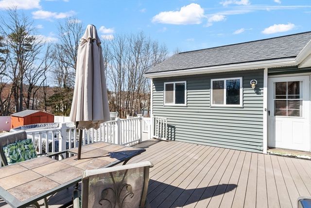 53 Laurel Hill Rd, Southbridge, MA 01550