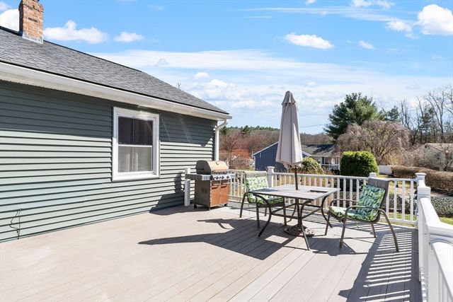 53 Laurel Hill Rd, Southbridge, MA 01550