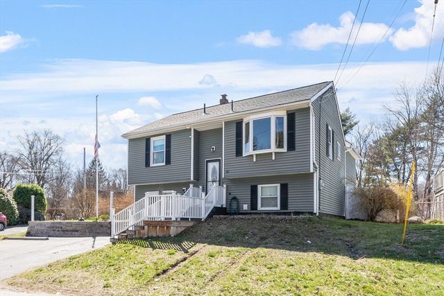 53 Laurel Hill Rd, Southbridge, MA 01550