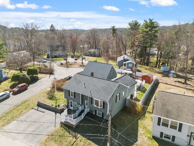 53 Laurel Hill Rd, Southbridge, MA 01550