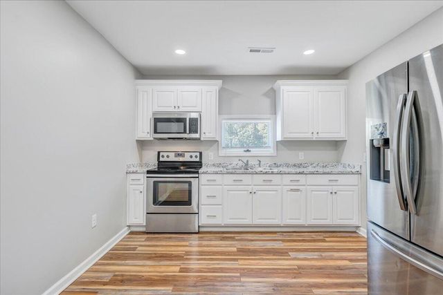 8501 Holly Tree DR, Boones Mill, VA 24065