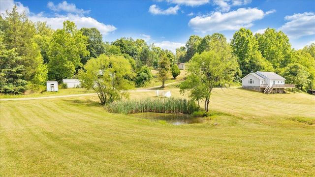 8501 Holly Tree DR, Boones Mill, VA 24065