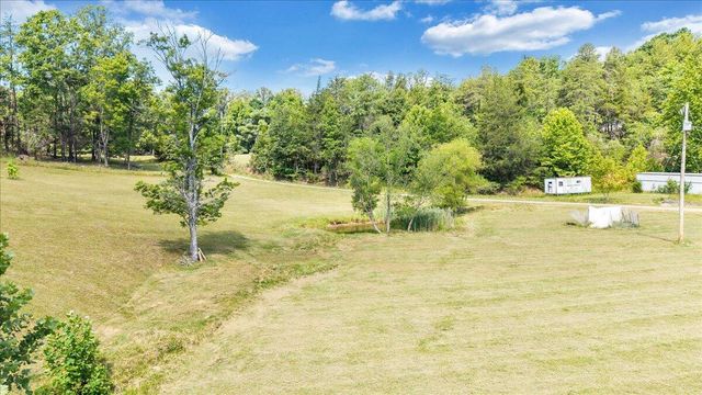 8501 Holly Tree DR, Boones Mill, VA 24065