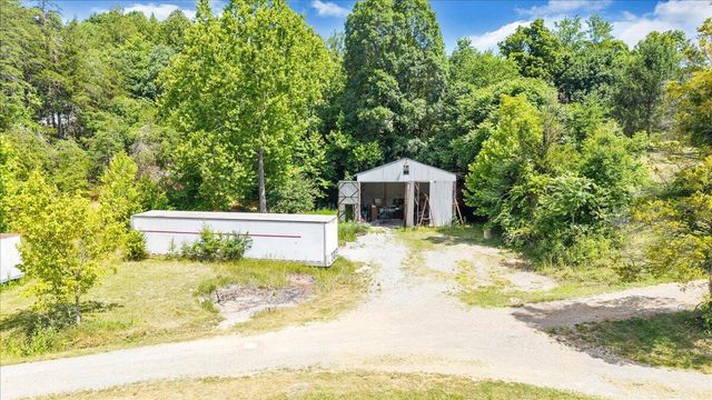 8501 Holly Tree DR, Boones Mill, VA 24065