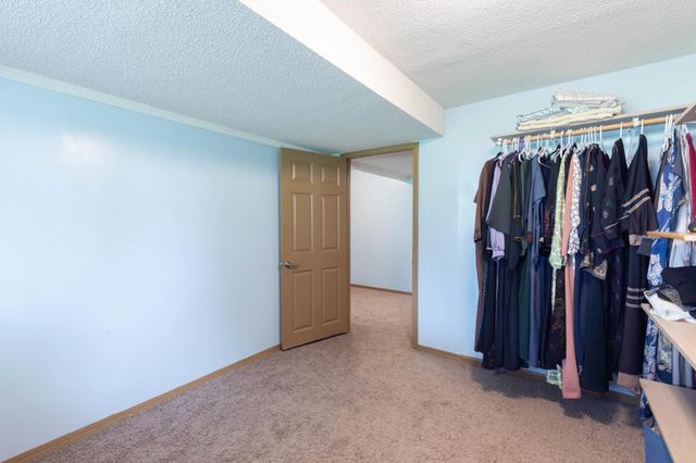 9309 Loch Lomond Lane, Brooklyn Park, MN 55443