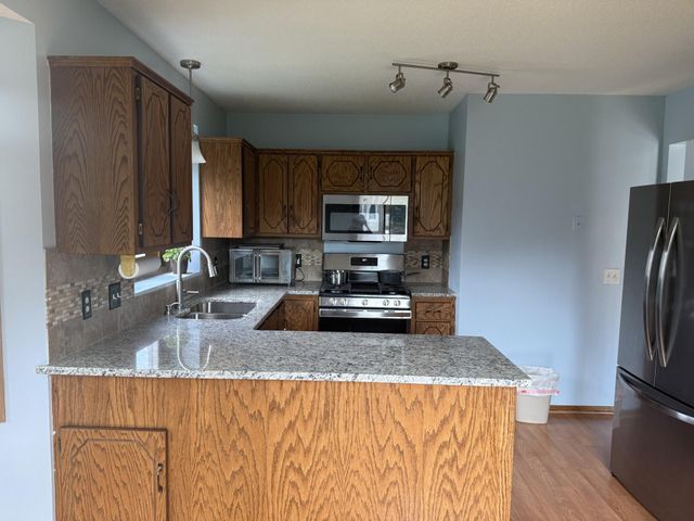 9309 Loch Lomond Lane, Brooklyn Park, MN 55443