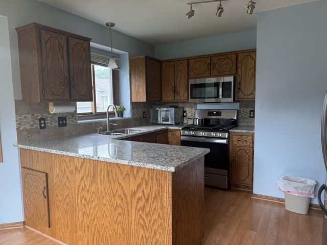 9309 Loch Lomond Lane, Brooklyn Park, MN 55443