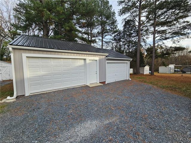 3813 Salisbury Street, Archdale, NC 27263