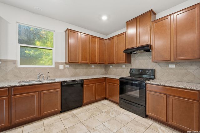 5911 Eckhert Rd Unit 135, San Antonio, TX 78240