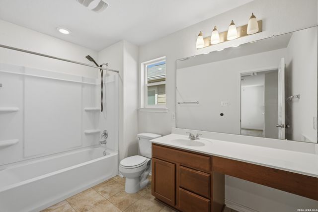 5911 Eckhert Rd Unit 135, San Antonio, TX 78240