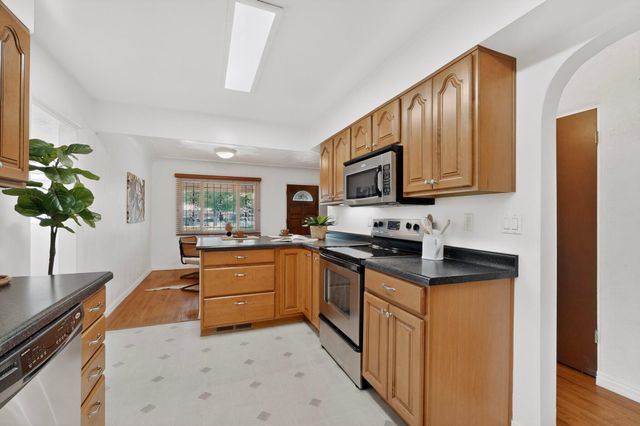 716 Florida Street SE, Albuquerque, NM 87108