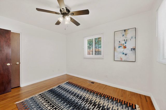 716 Florida Street SE, Albuquerque, NM 87108