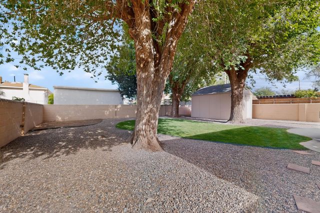 716 Florida Street SE, Albuquerque, NM 87108
