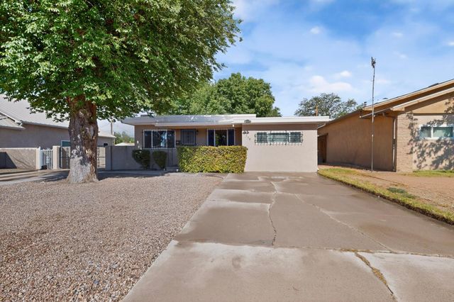 716 Florida Street SE, Albuquerque, NM 87108