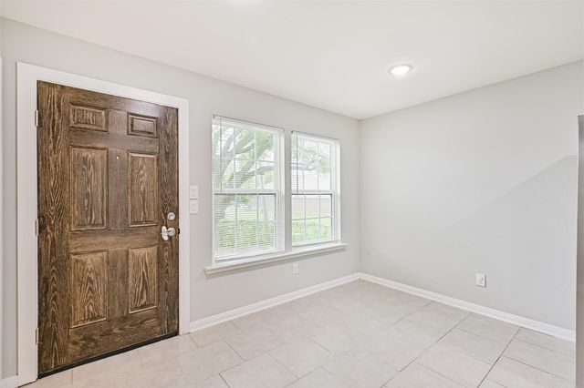 10633 Flaxman Street, Jacinto City, TX 77029