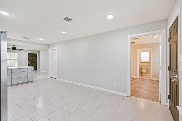 10633 Flaxman Street, Jacinto City, TX 77029