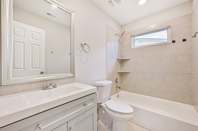 10633 Flaxman Street, Jacinto City, TX 77029