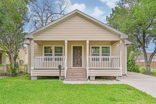 10633 Flaxman Street, Jacinto City, TX 77029