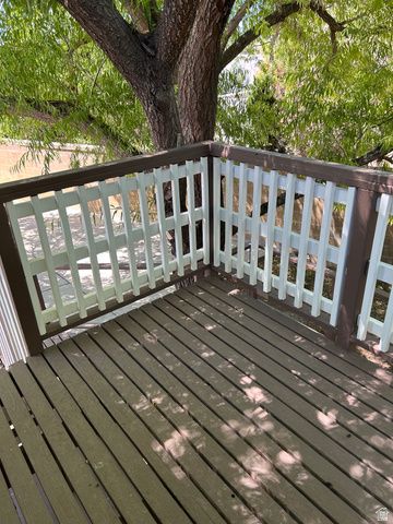 3226 W MEADOW WOOD WAY, Taylorsville, UT 84129