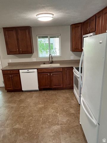 3226 W MEADOW WOOD WAY, Taylorsville, UT 84129