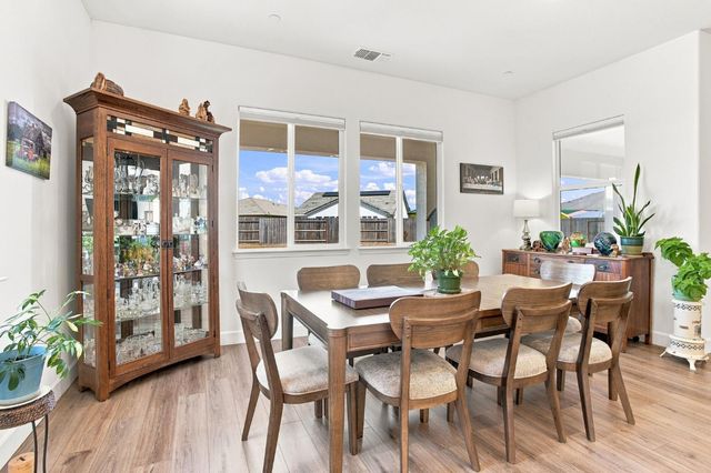 5090 Royal Lily Ave, Roseville, CA 95747
